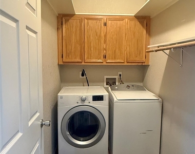 1406 Bergin Ct - Photo Thumbnail 13