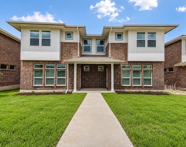 605 W South St - Photo Thumbnail 15