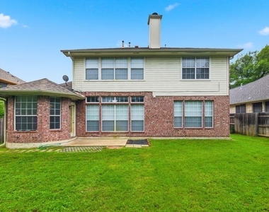 10008 Lachlan Dr - Photo Thumbnail 25