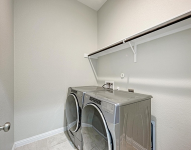 4428 Mandalin St - Photo Thumbnail 33