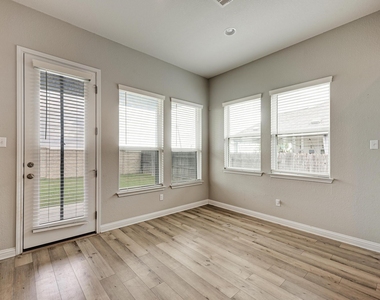4428 Mandalin St - Photo Thumbnail 18