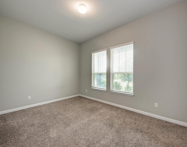 4428 Mandalin St - Photo Thumbnail 26