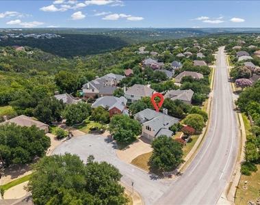 5301 Deerwood Ln - Photo Thumbnail 29
