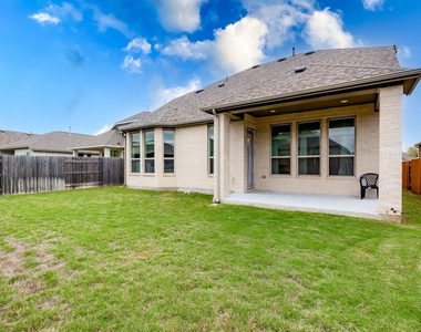 833 Whitetail Dr - Photo Thumbnail 35