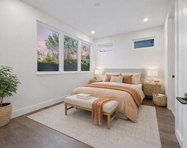 4101 Menchaca Rd - Photo Thumbnail 10