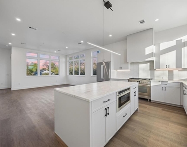 4101 Menchaca Rd - Photo Thumbnail 5