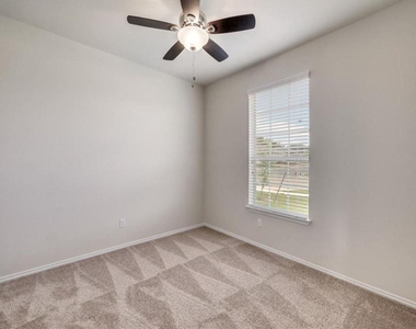 169 Marcheeta Way - Photo Thumbnail 9