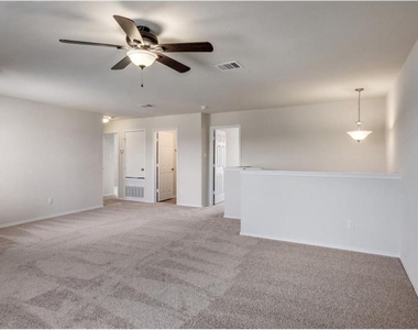 169 Marcheeta Way - Photo Thumbnail 15