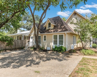 1110 W 22nd St - Photo Thumbnail 19