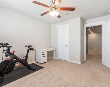 17103b Crane Fly Dr - Photo Thumbnail 26