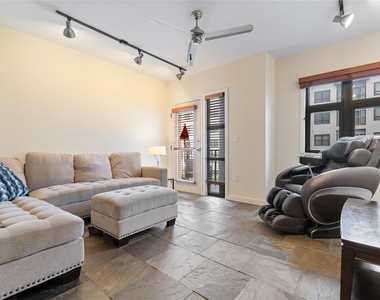 1812 West Ave - Photo Thumbnail 2
