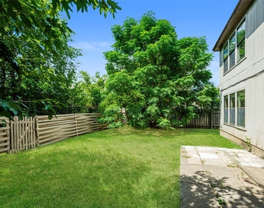 813 Kettering Dr - Photo Thumbnail 12