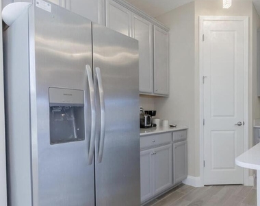134 Sadler Court - Photo Thumbnail 10