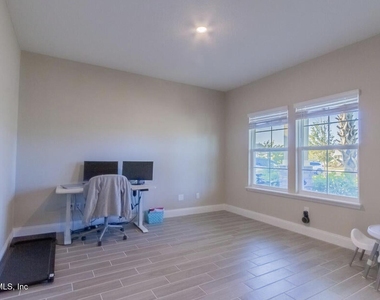 134 Sadler Court - Photo Thumbnail 4