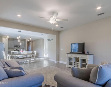 134 Sadler Court - Photo Thumbnail 16