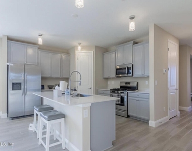 134 Sadler Court - Photo Thumbnail 8