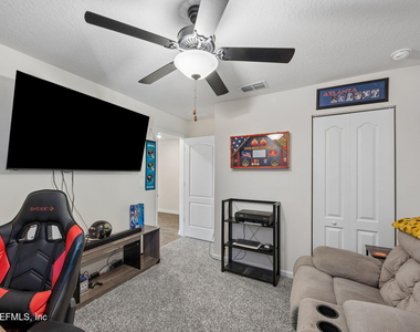 2100 Denton Trace - Photo Thumbnail 19