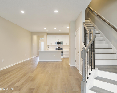 142 Castro Court - Photo Thumbnail 9