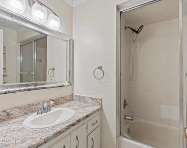 2619 Grafton Drive - Photo Thumbnail 9