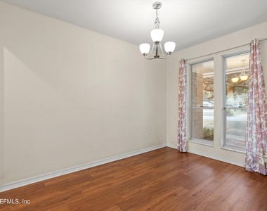 2619 Grafton Drive - Photo Thumbnail 7