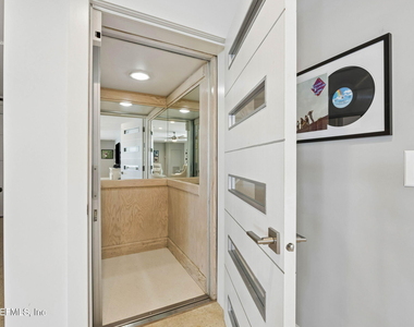 14030 Mandarin Oaks Lane - Photo Thumbnail 24