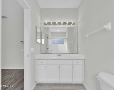 1745 Forest Lake Circle - Photo Thumbnail 15