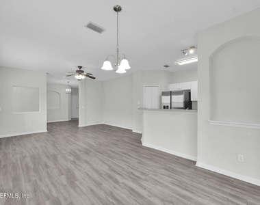 1745 Forest Lake Circle - Photo Thumbnail 7