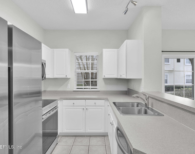 1745 Forest Lake Circle - Photo Thumbnail 9