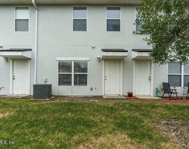 726 Middle Branch Way Way - Photo Thumbnail 18