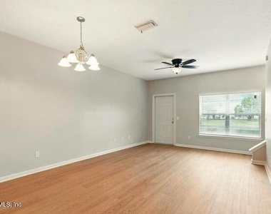 726 Middle Branch Way Way - Photo Thumbnail 9