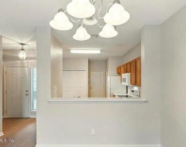 726 Middle Branch Way Way - Photo Thumbnail 7