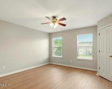 726 Middle Branch Way Way - Photo Thumbnail 10