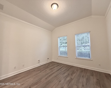 187 Southern Oak Drive - Photo Thumbnail 3