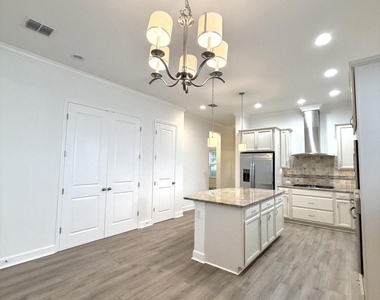 187 Southern Oak Drive - Photo Thumbnail 11
