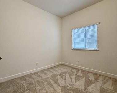187 Southern Oak Drive - Photo Thumbnail 28