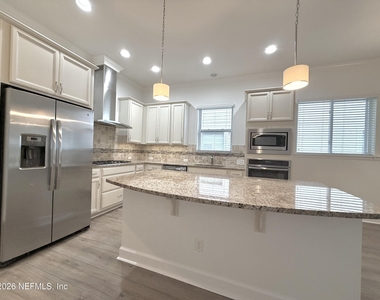 187 Southern Oak Drive - Photo Thumbnail 15