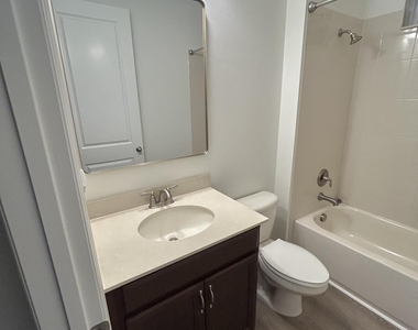 187 Southern Oak Drive - Photo Thumbnail 27