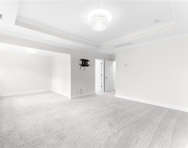 1394 Doublegate Drive Ne - Photo Thumbnail 29