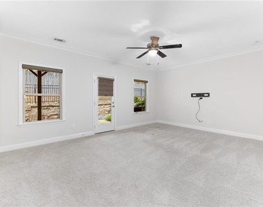 1394 Doublegate Drive Ne - Photo Thumbnail 40