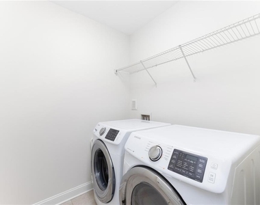 1394 Doublegate Drive Ne - Photo Thumbnail 22