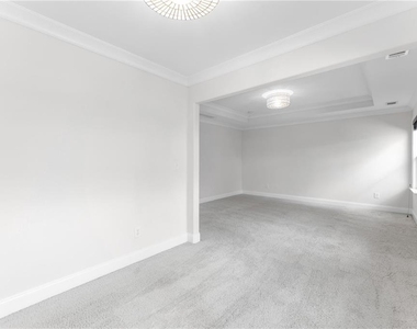 1394 Doublegate Drive Ne - Photo Thumbnail 31