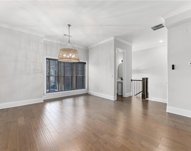 1394 Doublegate Drive Ne - Photo Thumbnail 8