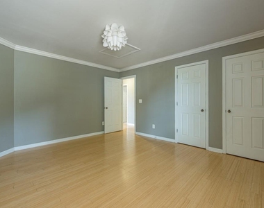 2696 Silver Hill Terrace Se - Photo Thumbnail 18