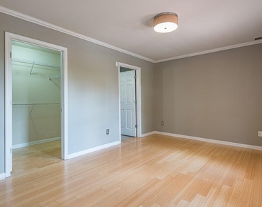 2696 Silver Hill Terrace Se - Photo Thumbnail 13