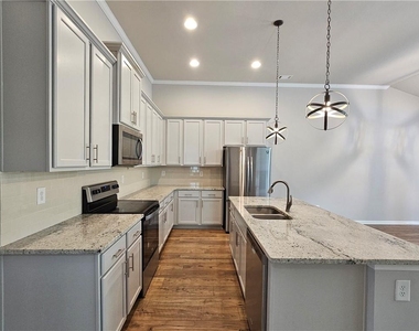 5414 Town Square Way - Photo Thumbnail 6