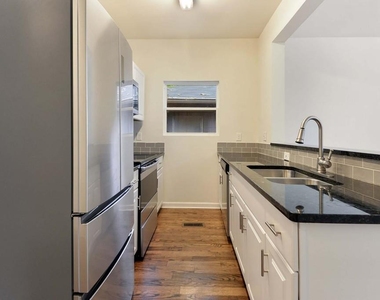 1099 Smith Street - Photo Thumbnail 5