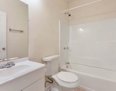 1099 Smith Street - Photo Thumbnail 7