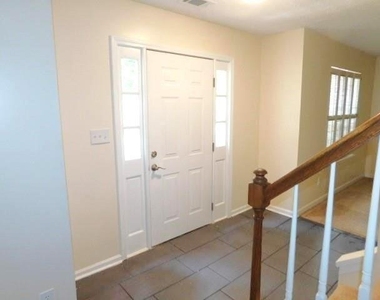 11215 Abbotts Station Drive - Photo Thumbnail 2