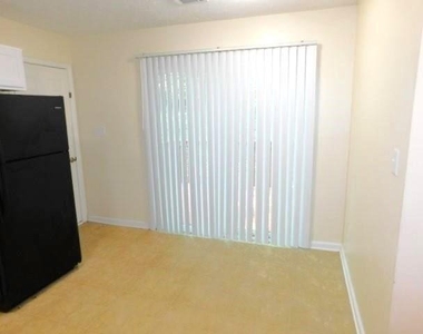11215 Abbotts Station Drive - Photo Thumbnail 11