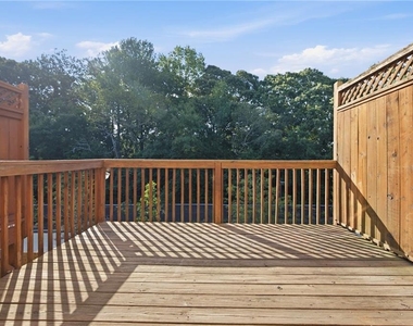 865 Commonwealth Avenue Se - Photo Thumbnail 13